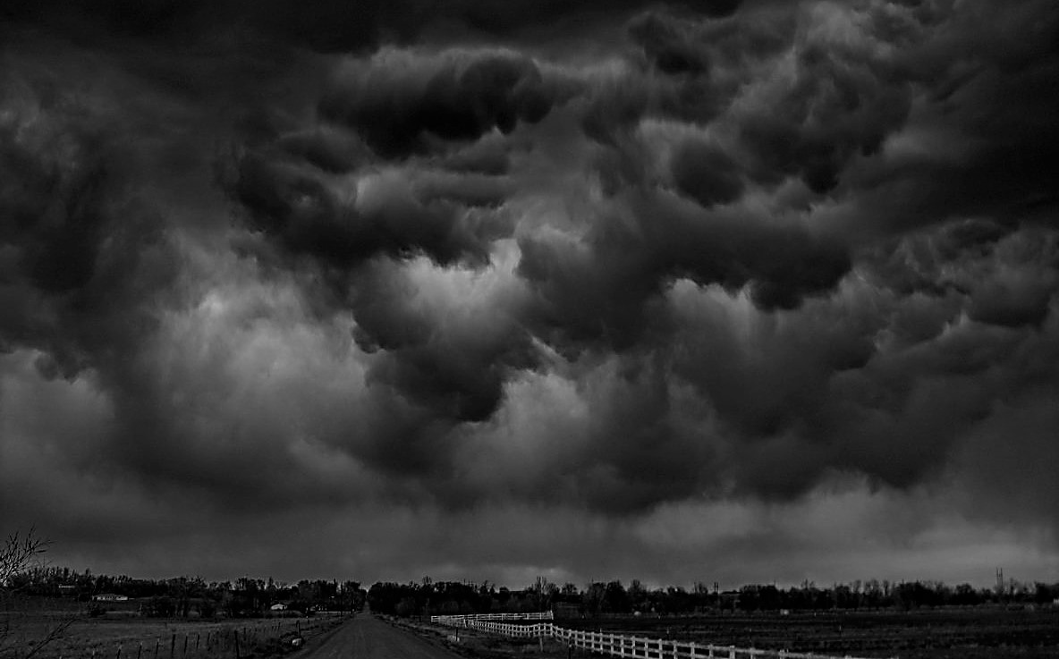 Vientos de tormenta: Las eternas preguntas siempre llaman varias veces. ¿Aceptación o resignación?