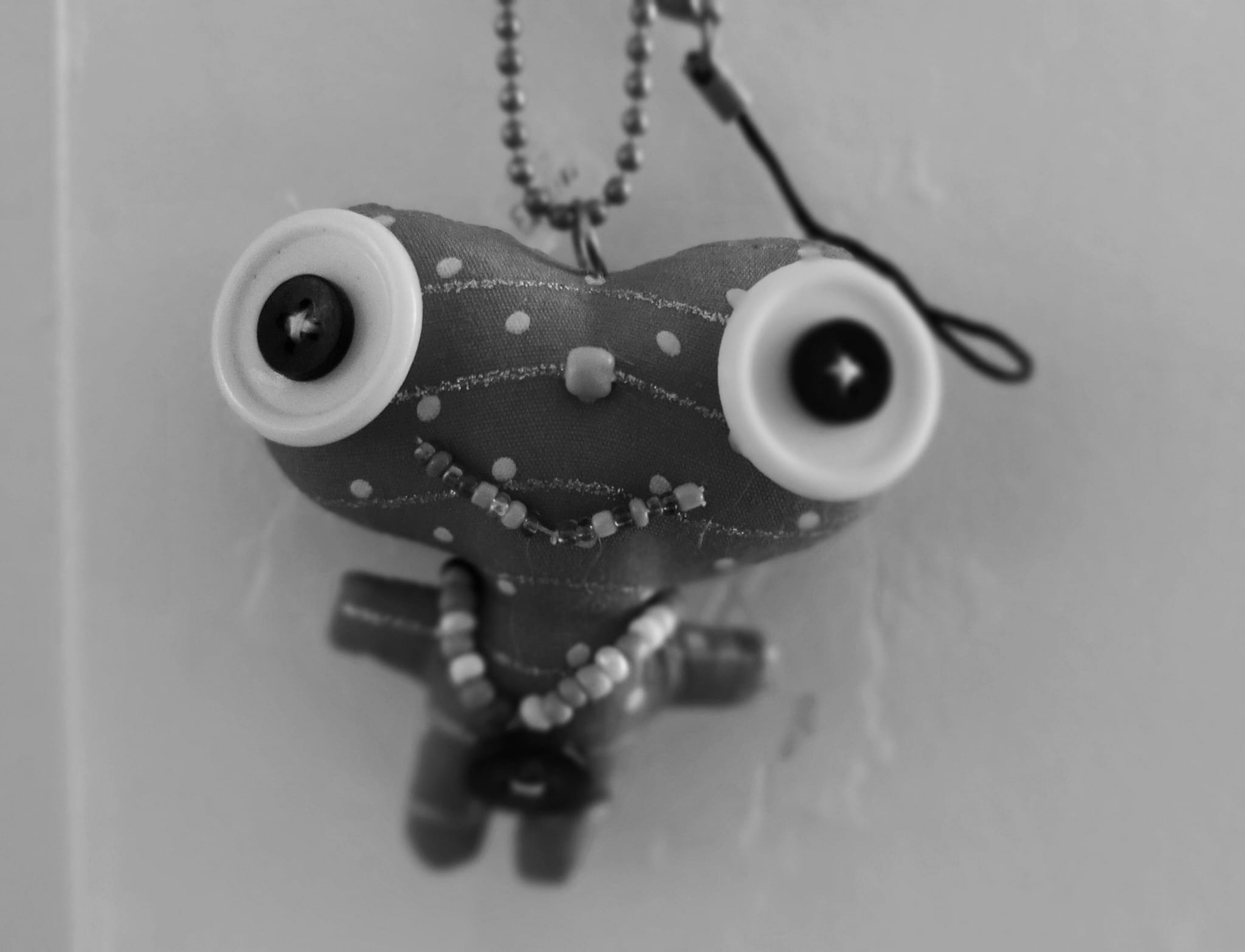 Disonancia Cognitiva: Pero… al final la persona con la que he estado, ¿Es real?, ¿Es ángel?,¿Es demonio?,¿Acaso es posible tanta maldad?, ¿Para qué?Para mantener coherentes nuestros sistemas mentales nos creemos aquello que nos va mejor.
