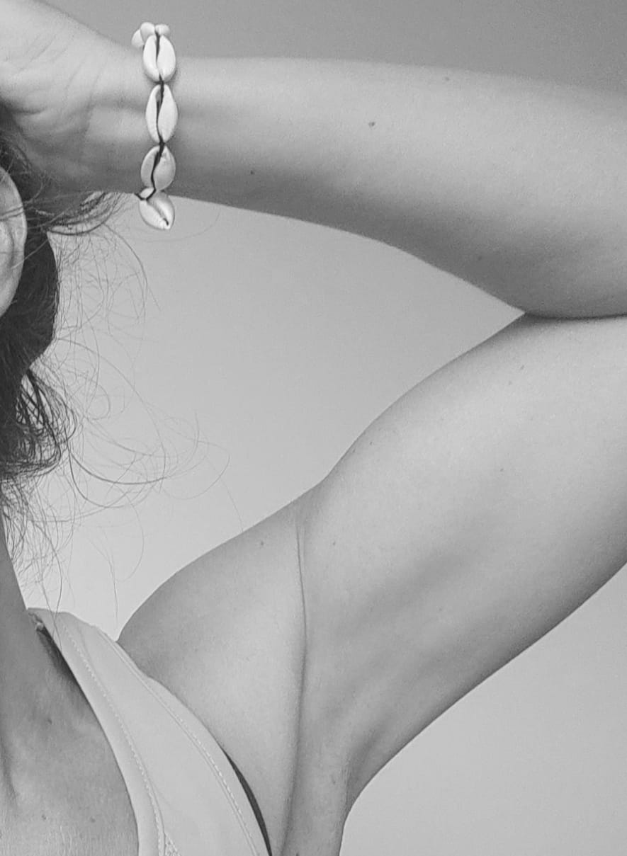 La emancipación emocional de la mujer: Seguiremos en pañales hasta que no nos demos cuenta de nuestro sentimiento de abandono, la negación de la vulnerabilidad y la alimentación del ego a base de la aceptación de mantras en la redes sociales.