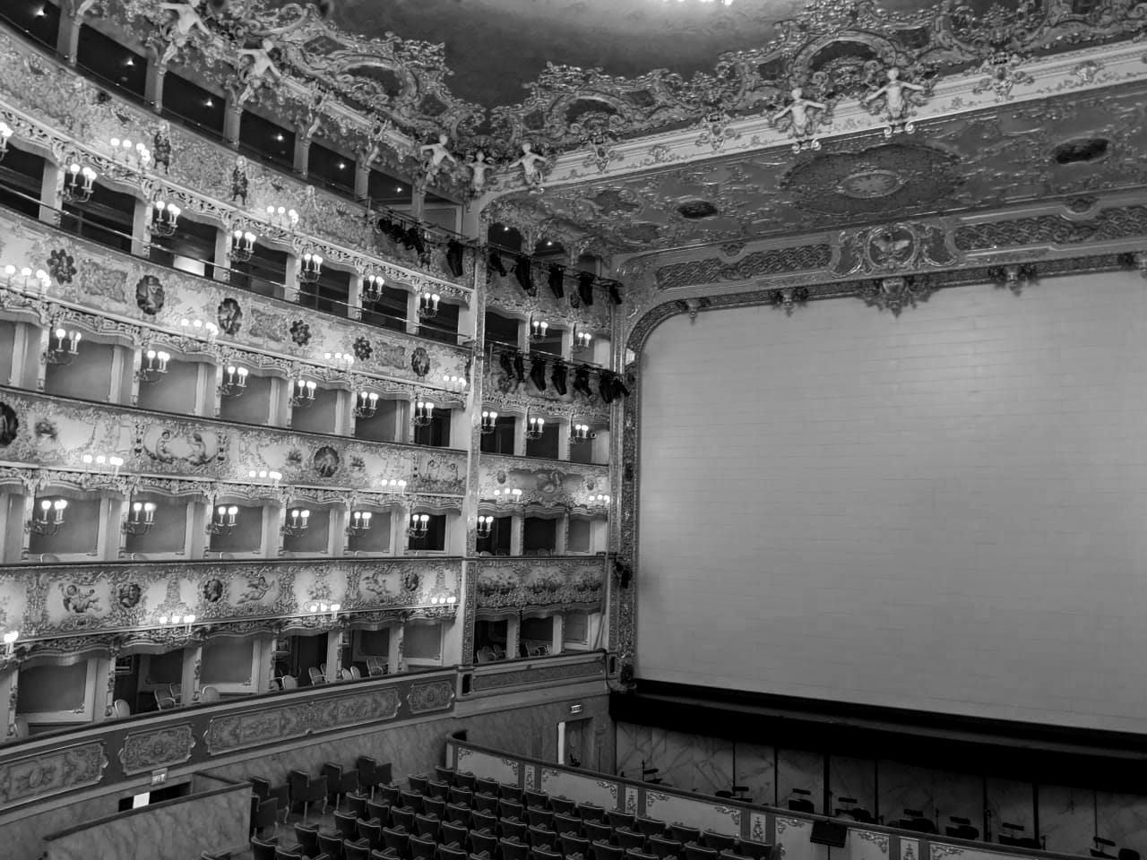 Terapia #12: Los melones que se parten no pueden despartirse. La función teatral del origen del miedo inconsciente.
