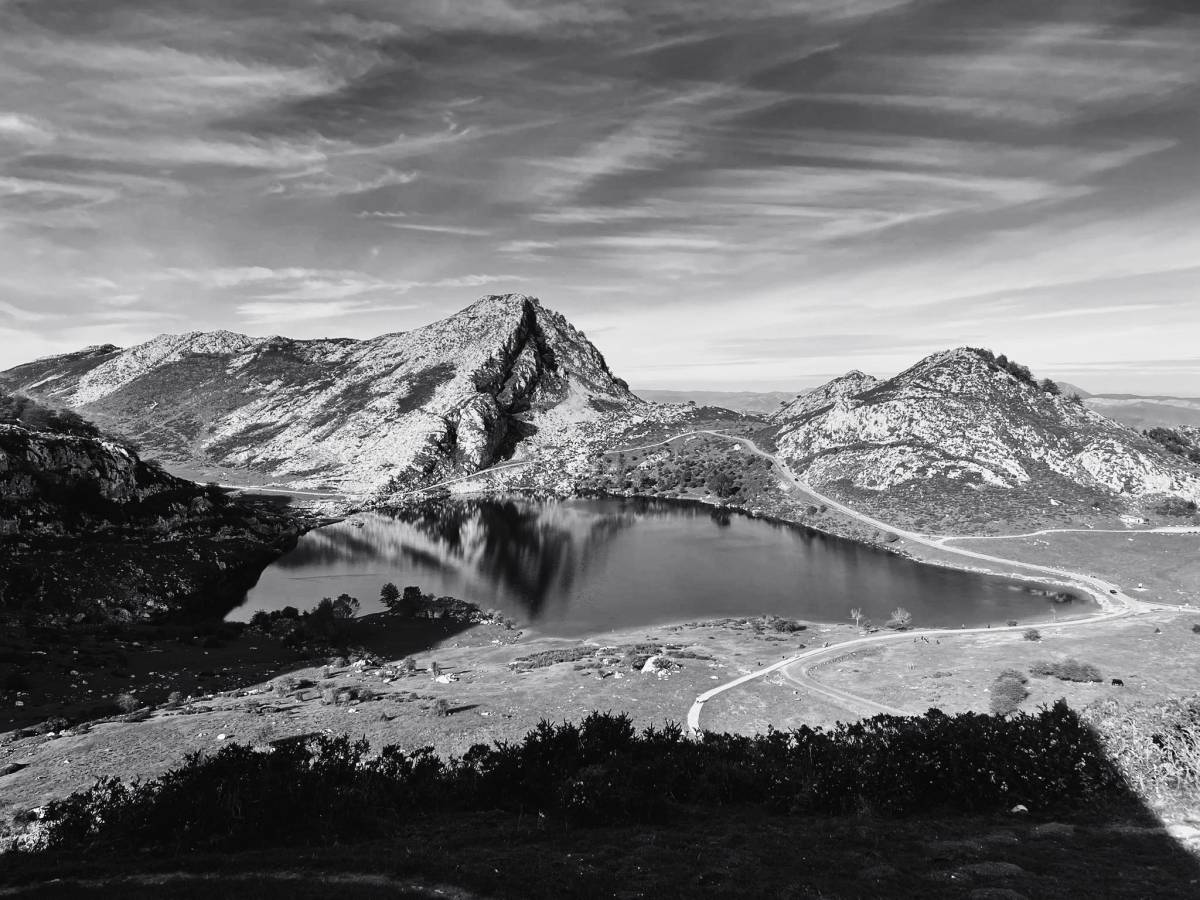 Mecanismos de defensa: ¿Cómo y cuándo te desconectas de ti mismo? La interrupción del continuum de atención y el darse cuenta son las claves para la toma de&nbsp;consciencia.